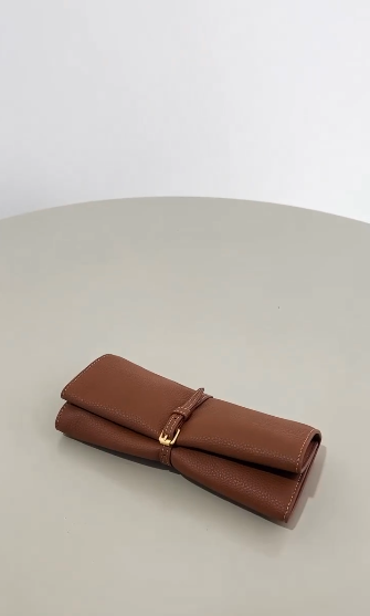 Jewellery storage Roll